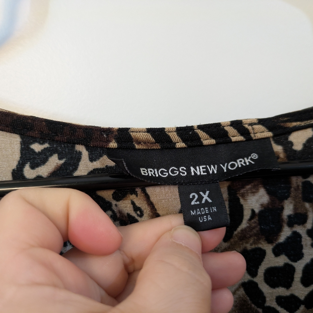 🔴 3/$15 Briggs New York Brown Animal Print Blouse - Picture 4 of 11